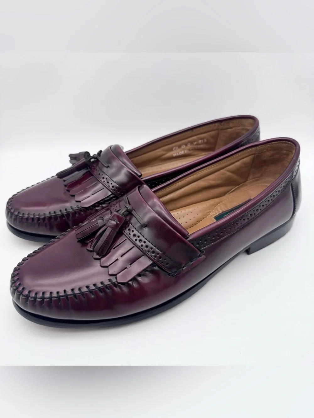 G.H. Bass & Co. Burgundy Leather Kiltie Fringe Tassel Loafers Men's Size 13 D